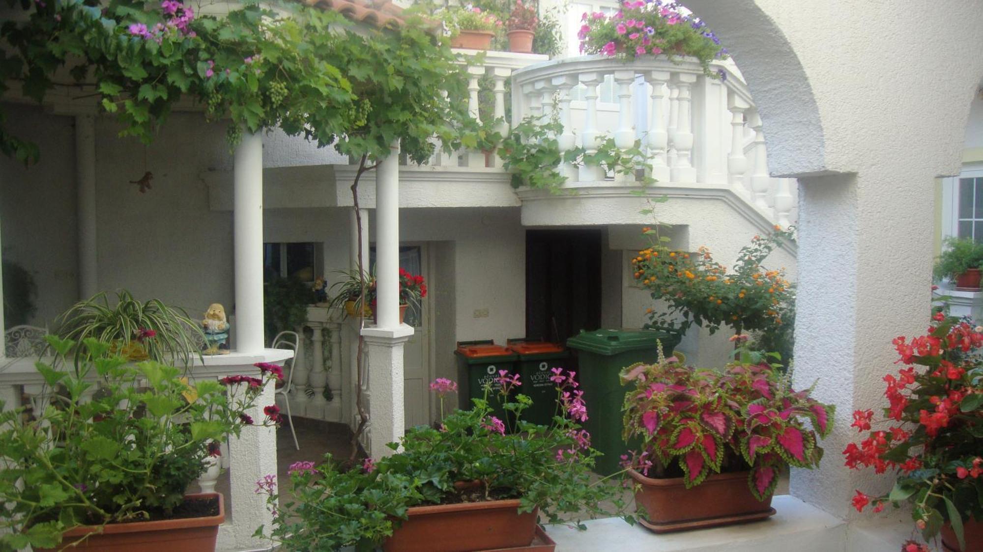 Apartments Vodice Marica Phòng bức ảnh